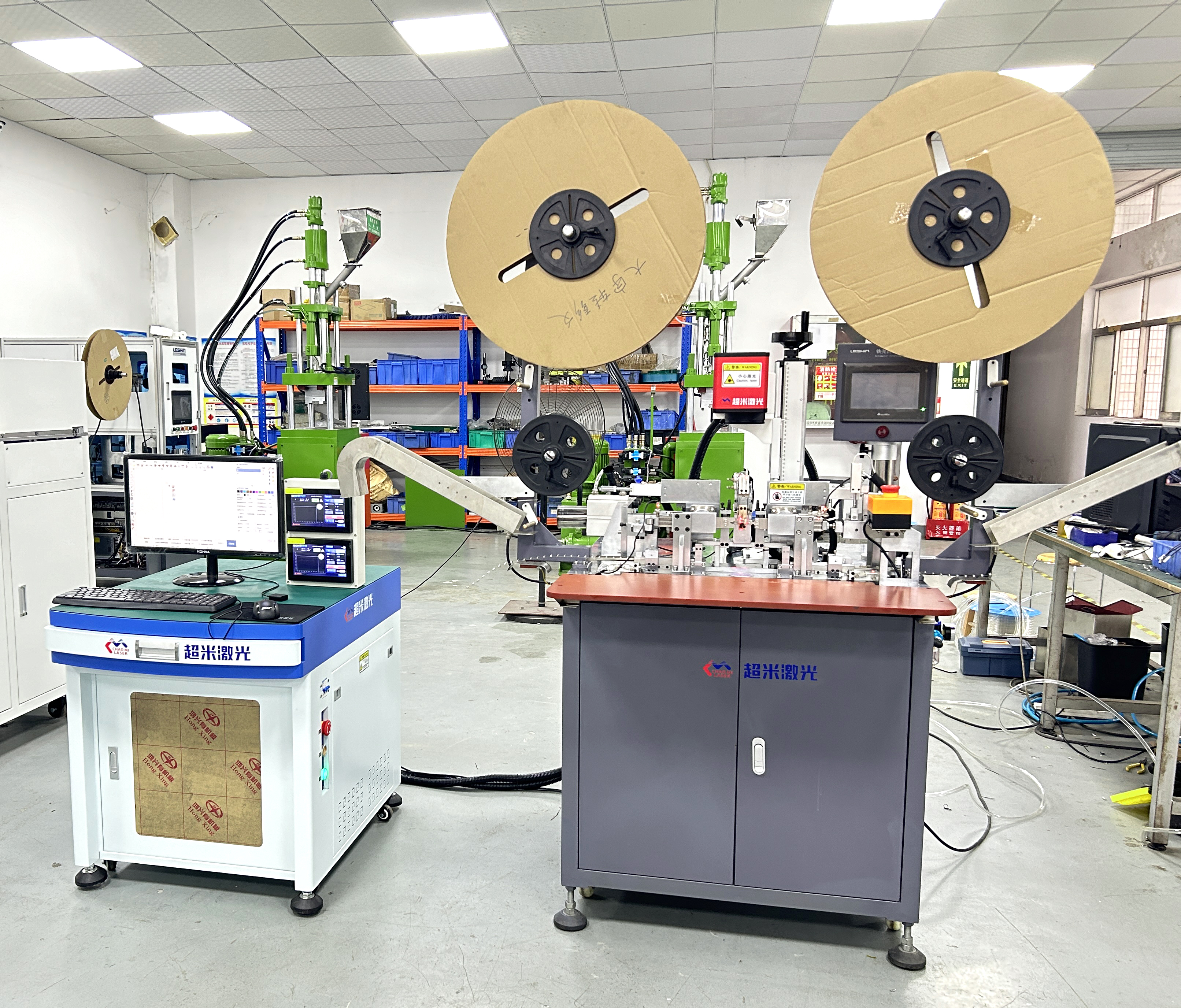 The laser welding machine for data cable iron shells can be equipped with single head, double head, or automation